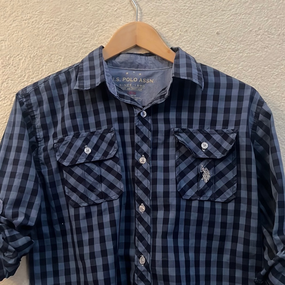 U.S. POLO ASSN. Button Down Shirt. Navy Blue/ Blue. Size: Y 14/16